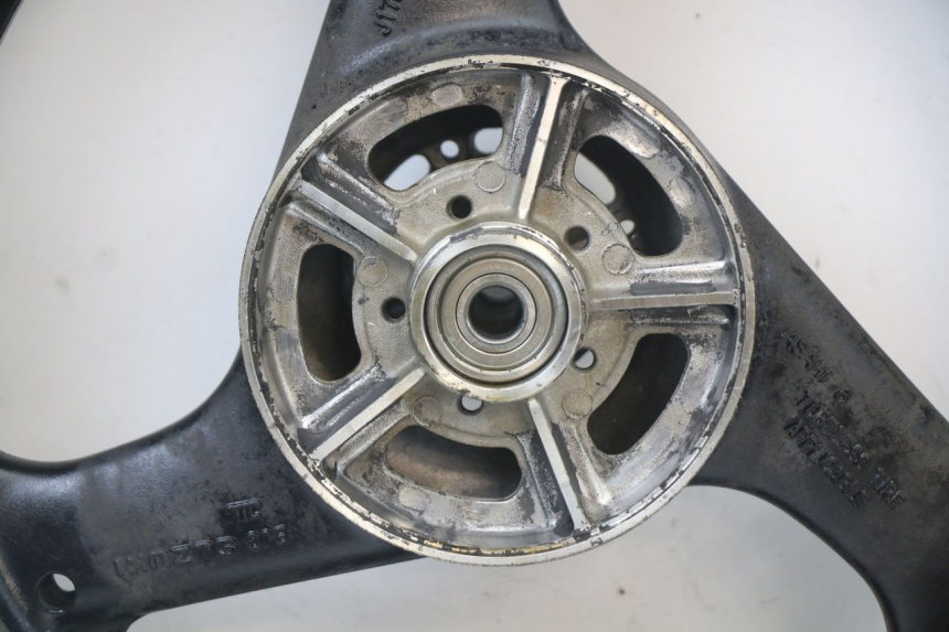 photo de REAR RIM SUZUKI GS F 500 (2004 - 2007)