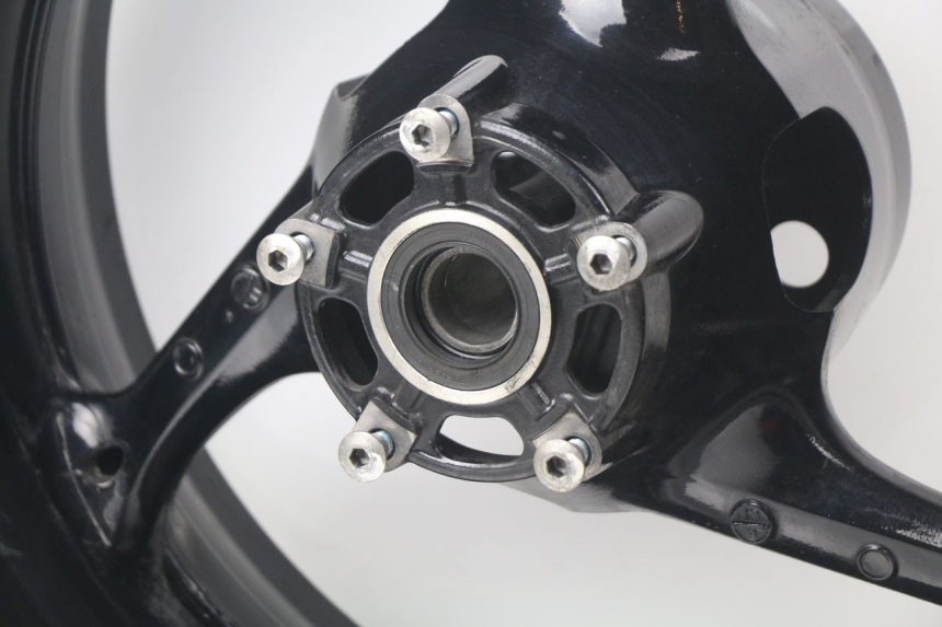 photo de REAR RIM SUZUKI GSX-R GSXR K16 1000 (2012 - 2016)