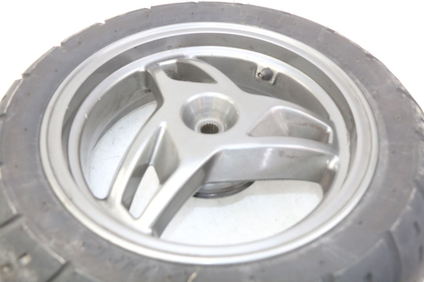 photo de REAR WHEEL RIM SYM JET EURO X 2T 50 (2003 - 2007)
