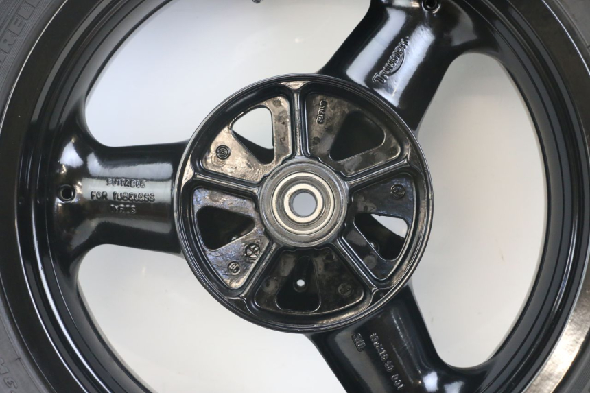 photo de REAR WHEEL RIM TRIUMPH SPEED TRIPLE T301 900 (1994 - 1996)