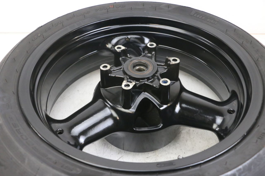 photo de REAR WHEEL RIM TRIUMPH SPEED TRIPLE T301 900 (1994 - 1996)