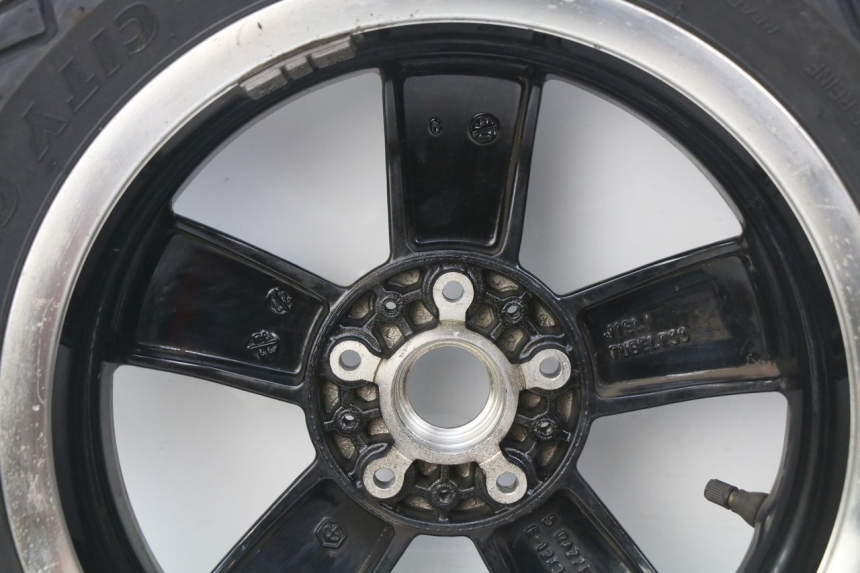 photo de REAR WHEEL RIM PIAGGIO VESPA GTS IGET ABS 125 (2017 - 2023)