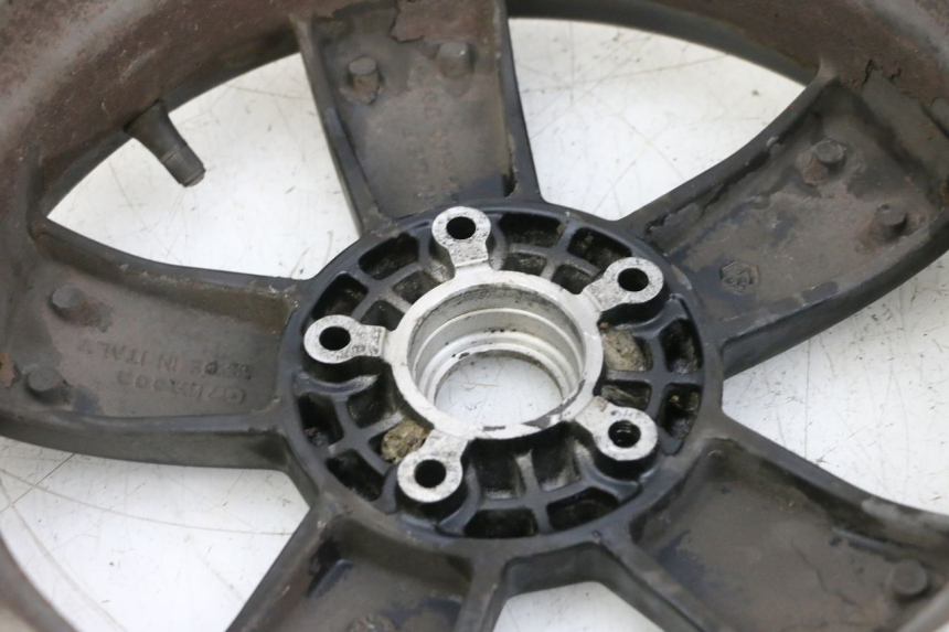 photo de REAR WHEEL RIM PIAGGIO VESPA GTS SUPER IE 125 (2009 - 2016) - Additional view of the item