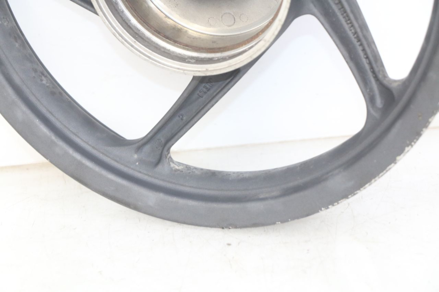 photo de REAR WHEEL RIM HONDA VISION NSC R 50 (2013 - 2015)