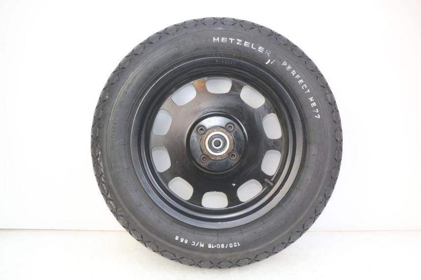 photo de REAR WHEEL RIM DAELIM VL DAYSTAR 125 (2000 - 2011)