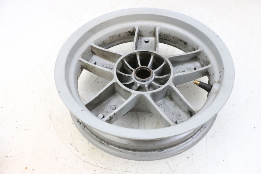 photo de REAR WHEEL RIM PIAGGIO X8 125 (2004 - 2007) - Fixing points details