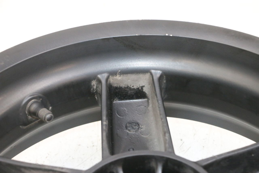 photo de REAR WHEEL RIM PIAGGIO XEVO - X EVO 125 (2007 - 2016) - Distinctive features