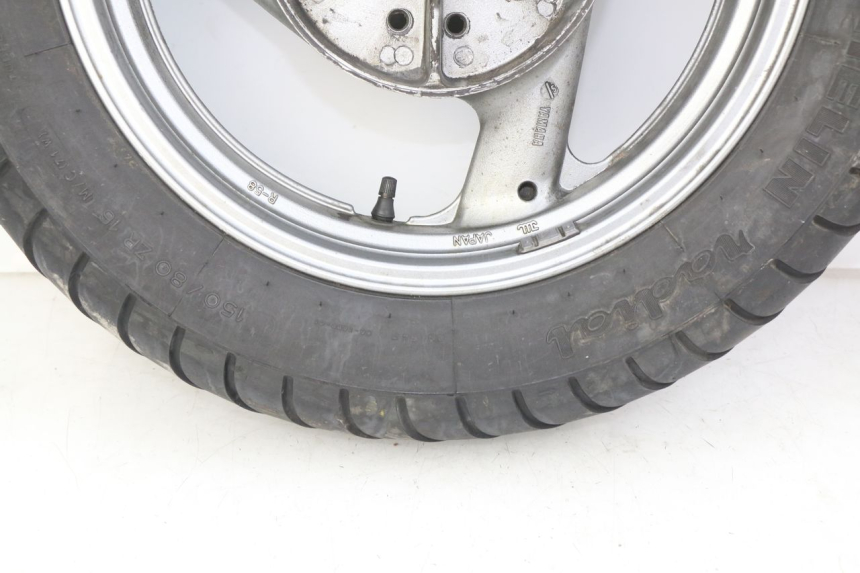 photo de REAR WHEEL RIM YAMAHA FJ 3CX 1200 (1986 - 1996)