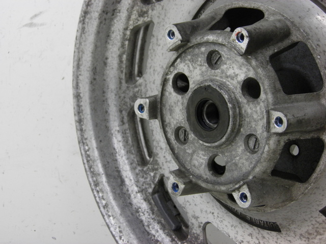 photo de REAR RIM YAMAHA FZX FAZER 750 (1987 - 1998)