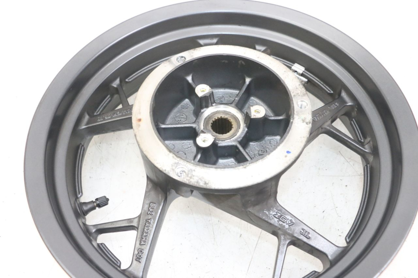 photo de REAR WHEEL RIM YAMAHA XMAX X-MAX ABS 125 (2017 - 2020)