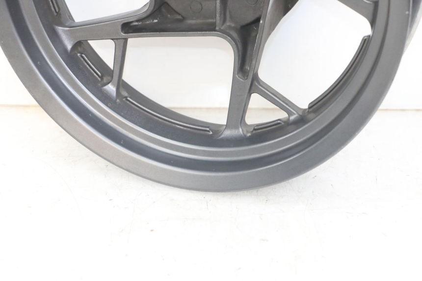 photo de REAR WHEEL RIM YAMAHA XMAX X-MAX ABS 125 (2017 - 2020)