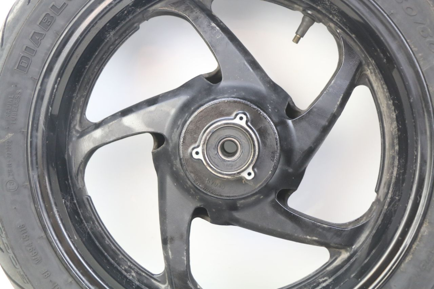 photo de REAR WHEEL RIM YAMAHA XP T-MAX TMAX ABS 500 (2004 - 2007)