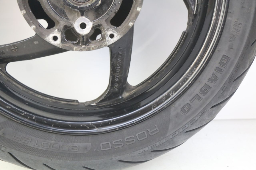 photo de REAR WHEEL RIM YAMAHA XP T-MAX TMAX ABS 500 (2004 - 2007)