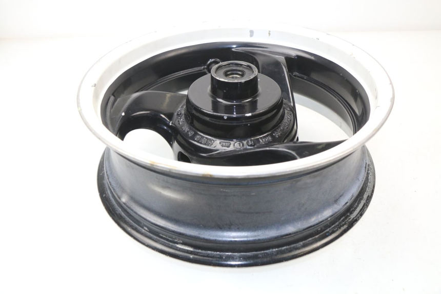 photo de REAR RIM YAMAHA XP T-MAX TMAX ABS 500 (2000 - 2003)
