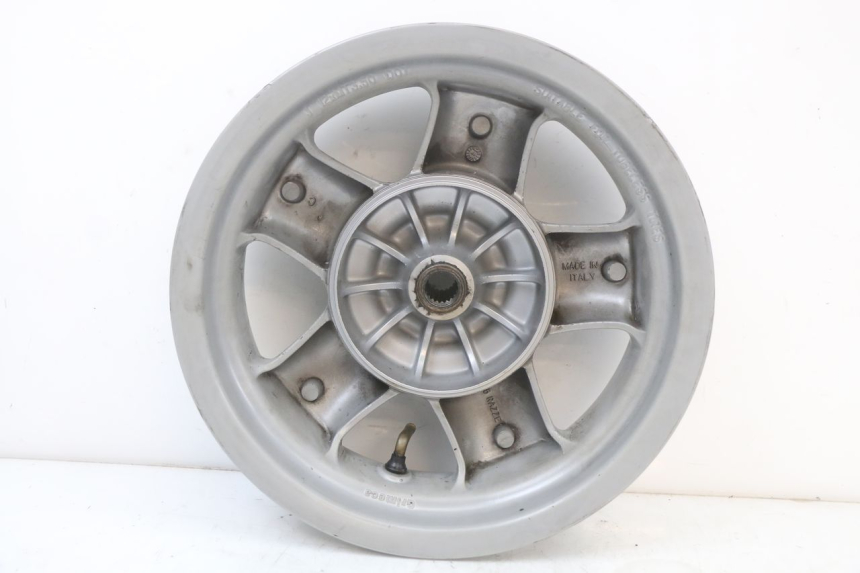 photo de REAR WHEEL YAMAHA YP MAJESTY 125 (2002 - 2006)