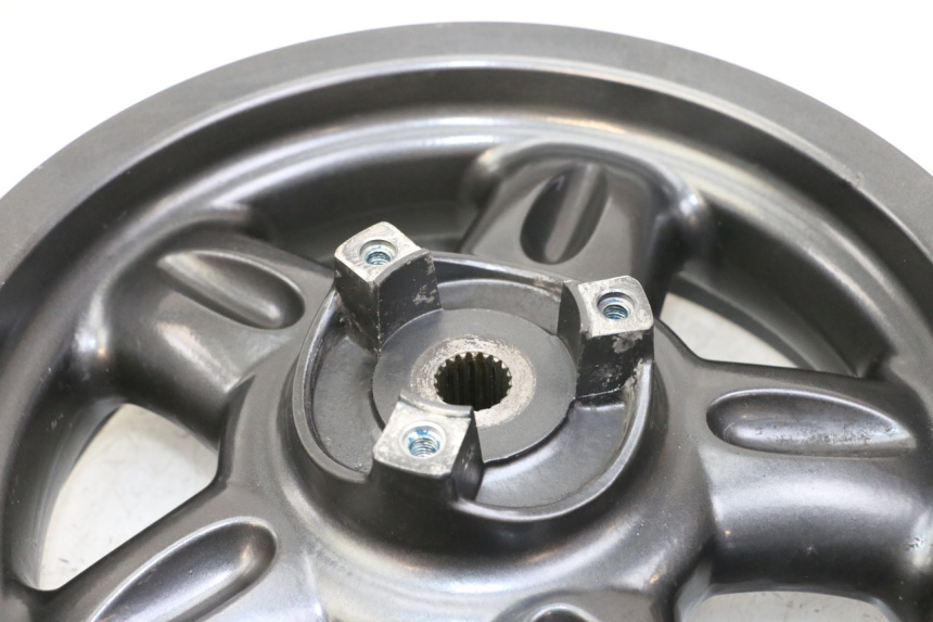 photo de REAR RIM YAMAHA YP MAJESTY 125 (2007 - 2010)
