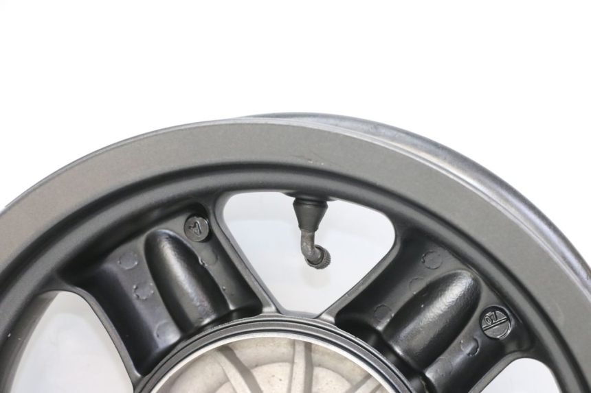 photo de REAR RIM YAMAHA YP MAJESTY 125 (2007 - 2010)