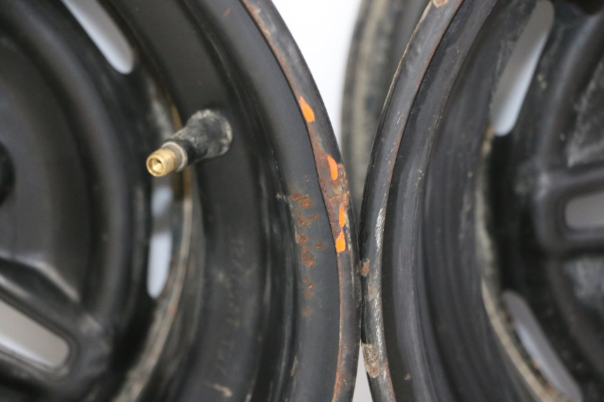 photo de REAR RIM YAMAHA YFM BRUIN 350 (2003 - 2009)