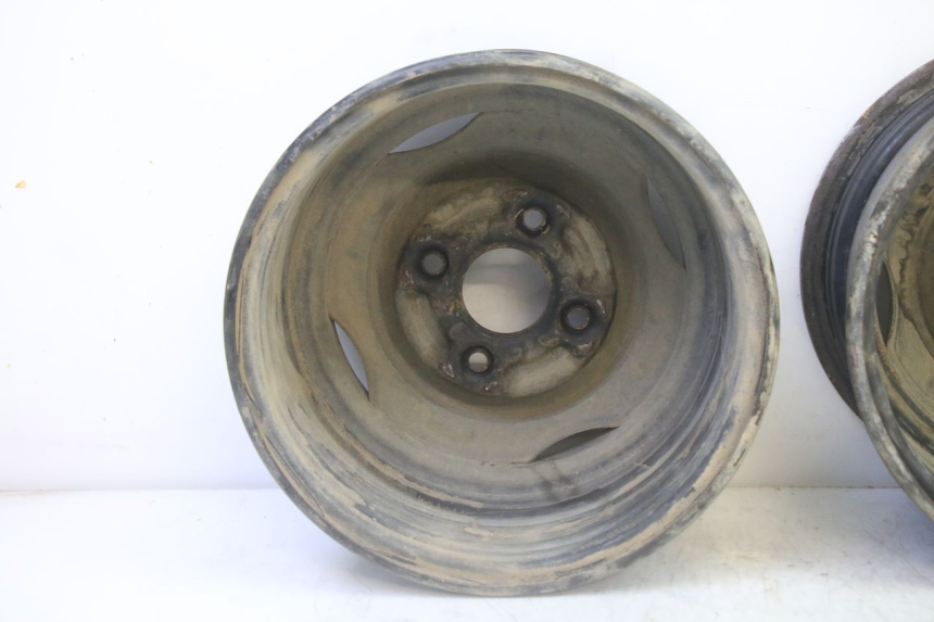 photo de REAR RIM YAMAHA YFM GRIZZLY 550 (2008 - 2015)