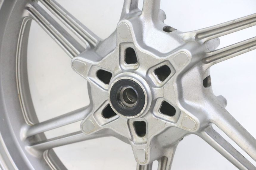 photo de FRONT WHEEL RIM HONDA CBF 500 (2004 - 2007)