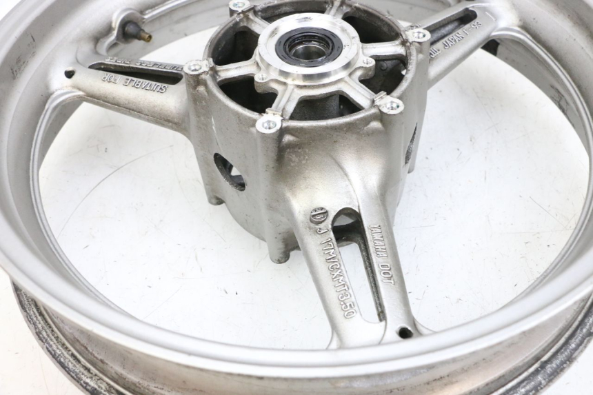 photo de FRONT WHEEL RIM YAMAHA FJR ABS 1300 (2006 - 2012) - Markings and original references