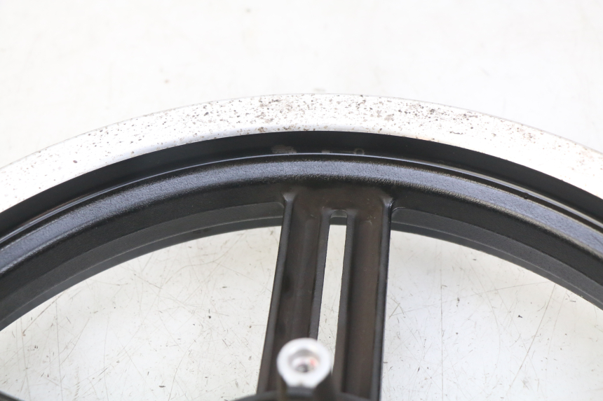 photo de FRONT WHEEL RIM KYMCO AGILITY 16+ 4T 50 (2018 - 2023)