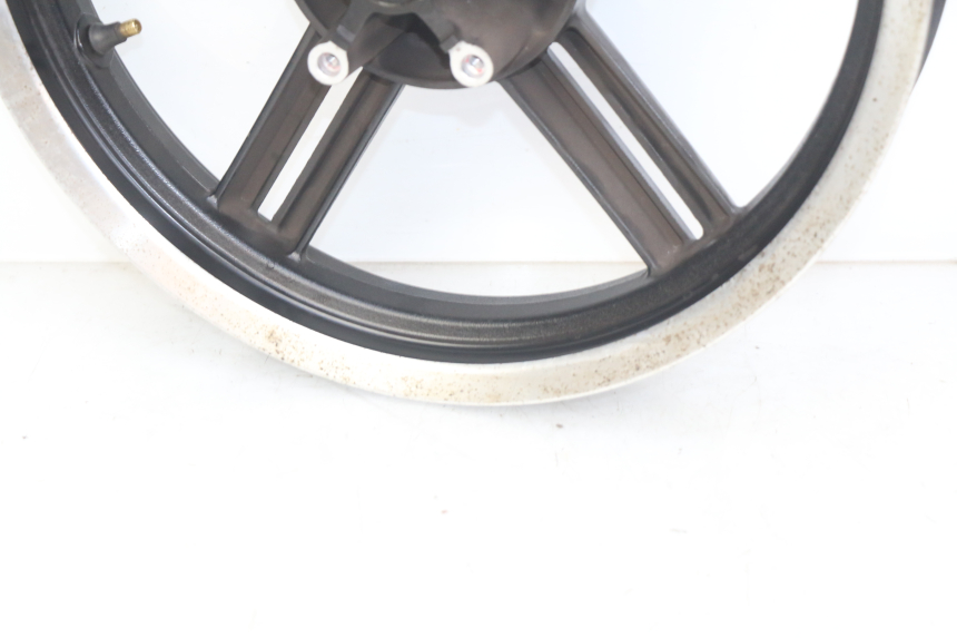 photo de FRONT WHEEL RIM KYMCO AGILITY 16+ 4T 50 (2018 - 2023)