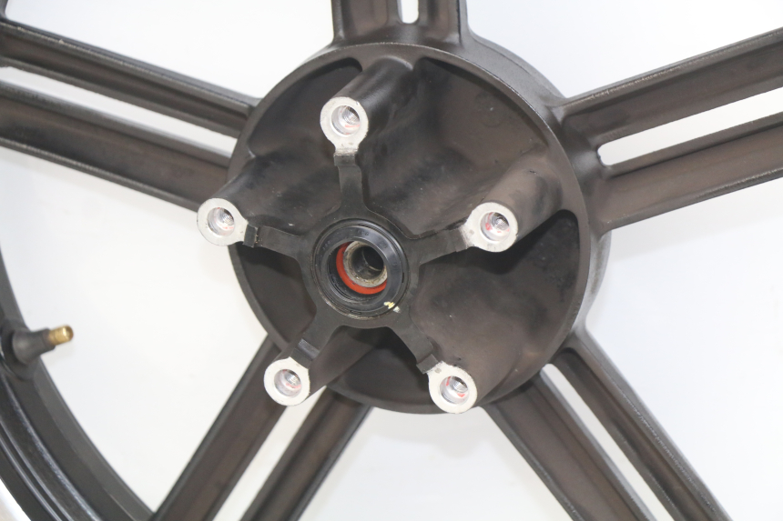 photo de FRONT WHEEL RIM KYMCO AGILITY 16+ 4T 50 (2018 - 2023)