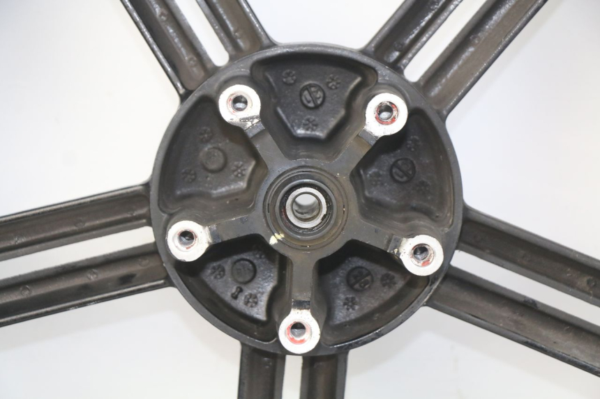 photo de FRONT WHEEL RIM KYMCO AGILITY 16+ 4T 50 (2018 - 2023)