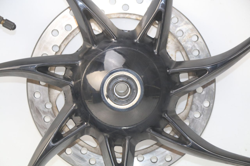 photo de FRONT WHEEL RIM PIAGGIO LIBERTY IGET 4T 50 (2015 - 2020)