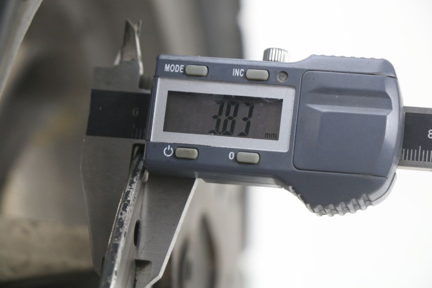 photo de FRONT RIM KYMCO LIKE 4T 50 (2009 - 2018)