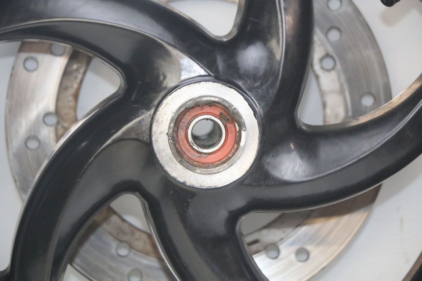 photo de FRONT WHEEL RIM PIAGGIO NEW TYPHOON 50 (2010 - 2017)