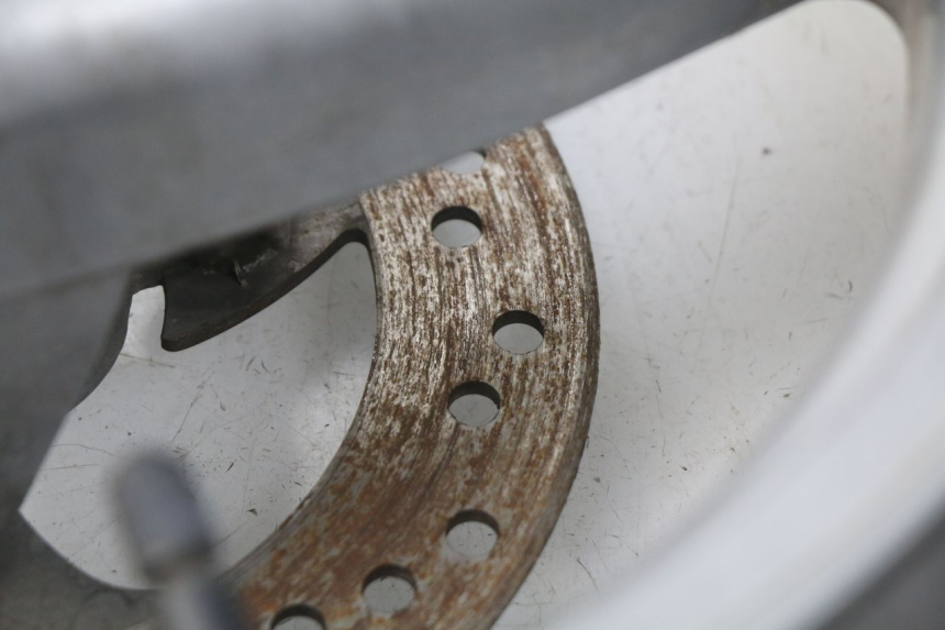 photo de FRONT RIM PEUGEOT VIVACITY 100 (1999 - 2008)