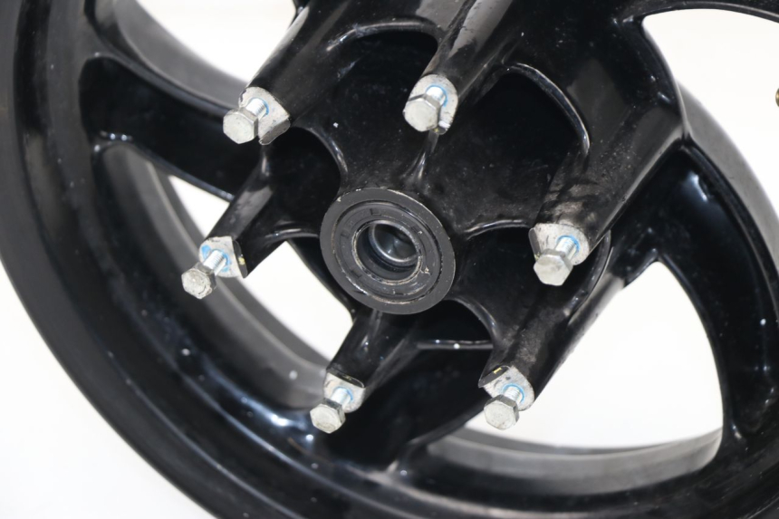 photo de FRONT WHEEL RIM PIAGGIO NEW TYPHOON 50 (2018 - 2021)