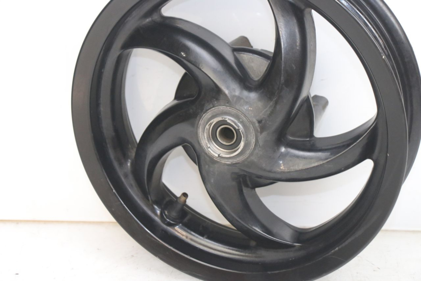 photo de FRONT WHEEL RIM PIAGGIO NEW TYPHOON 50 (2018 - 2021)