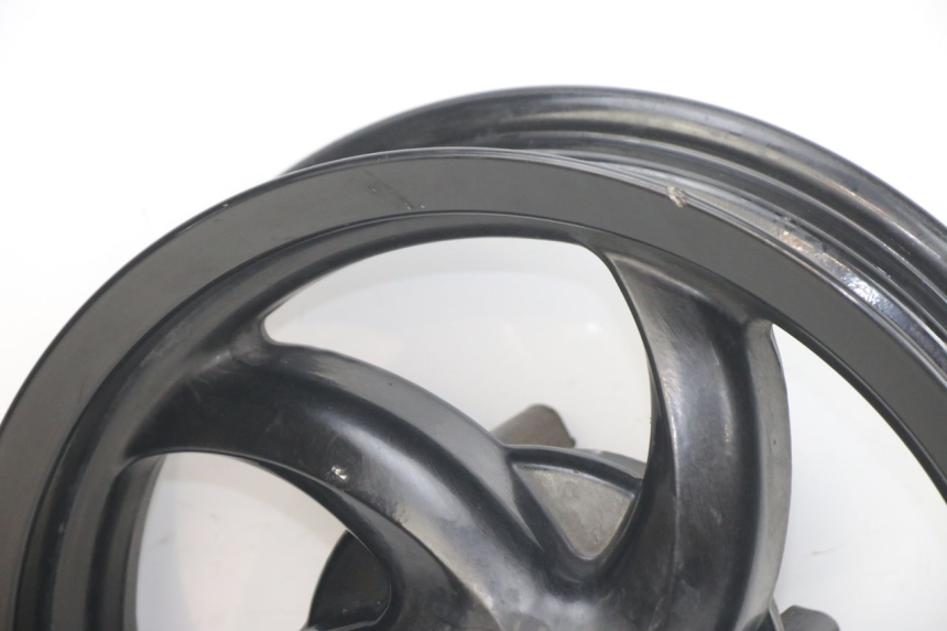 photo de FRONT WHEEL RIM PIAGGIO NEW TYPHOON 50 (2018 - 2021)