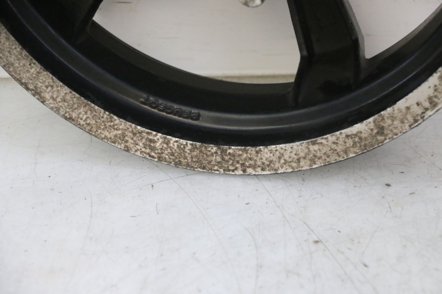 photo de FRONT WHEEL PEUGEOT SATELIS 125 (2006 - 2009)