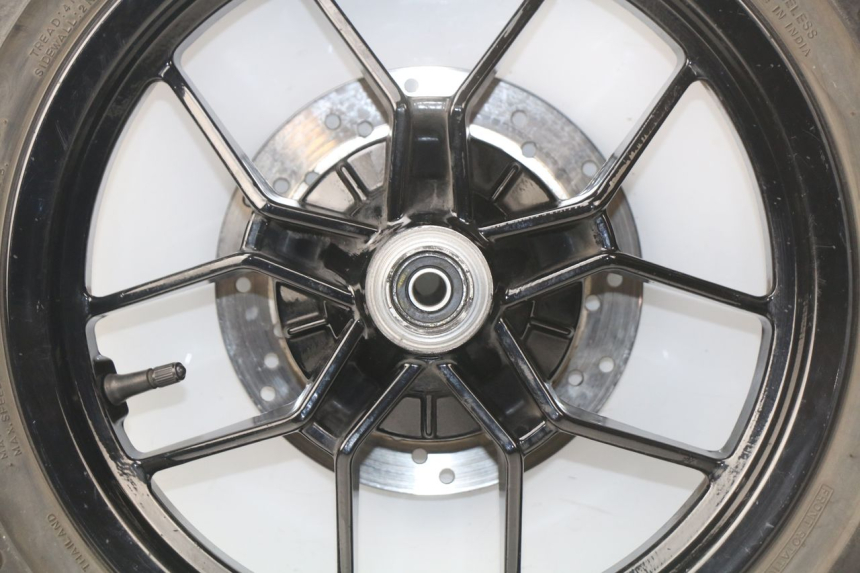 photo de FRONT WHEEL RIM APRILIA SR 2T 50 (2018 - 2022)