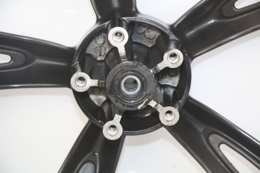 photo de FRONT WHEEL RIM PEUGEOT TWEET 125 (2018 - 2021)