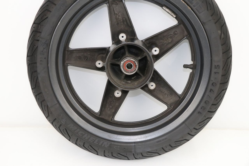 photo de FRONT WHEEL YAMAHA XMAX X-MAX 125 (2006 - 2009)