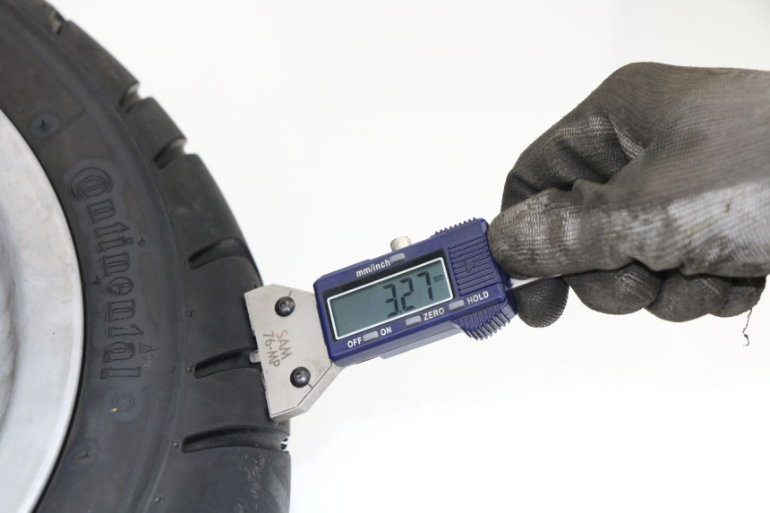 photo de FRONT RIM YAMAHA YP MAJESTY 125 (2002 - 2006)