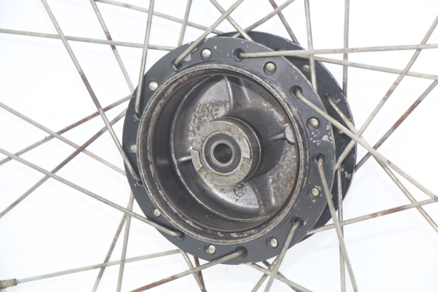 photo de FRONT WHEEL RIM YAMAHA YZ 80 (1982 - 1983)