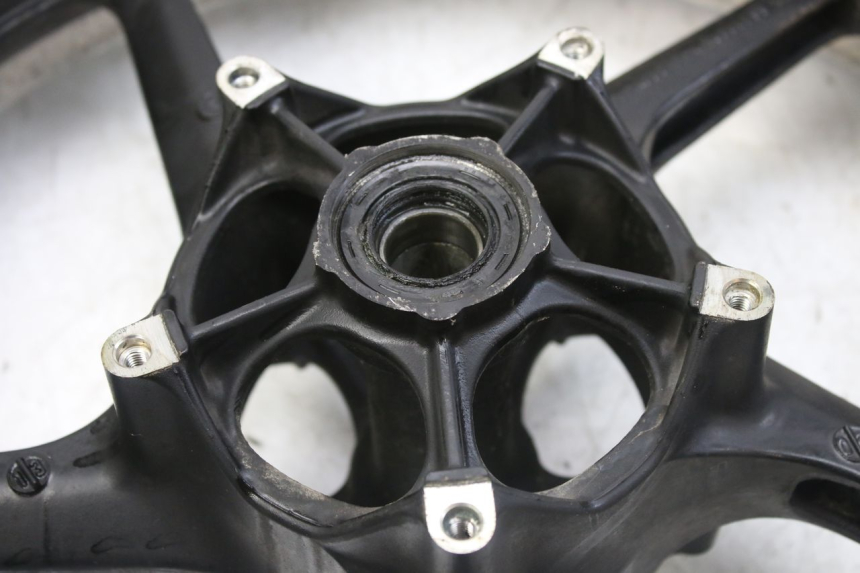 photo de FRONT WHEEL RIM YAMAHA YZF R1 1000 (2007 - 2008)