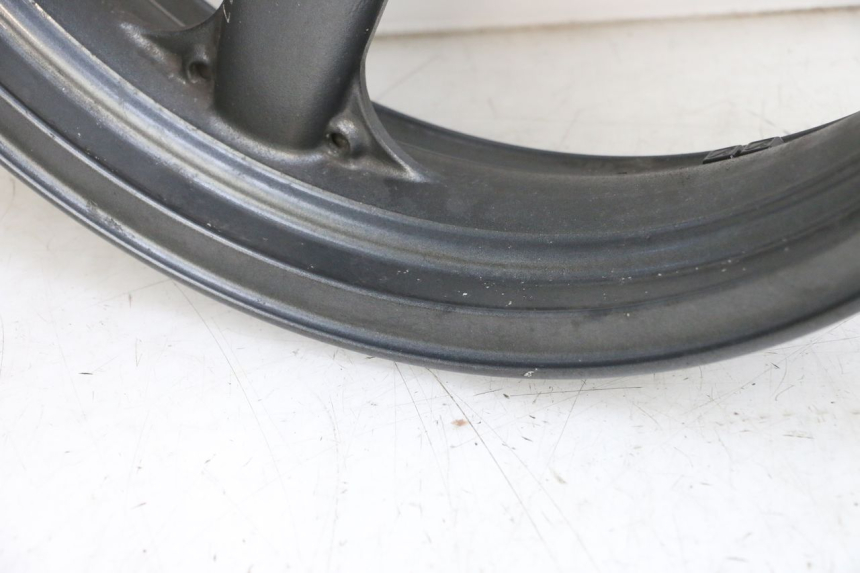 photo de FRONT RIM KAWASAKI ZR 7 750 (1999 - 2001) - Focus on structure