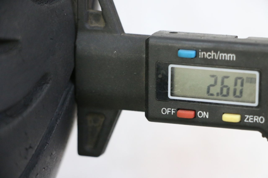 photo de FRONT RIM AND TIRE BMW C1 125 (2000 - 2003)