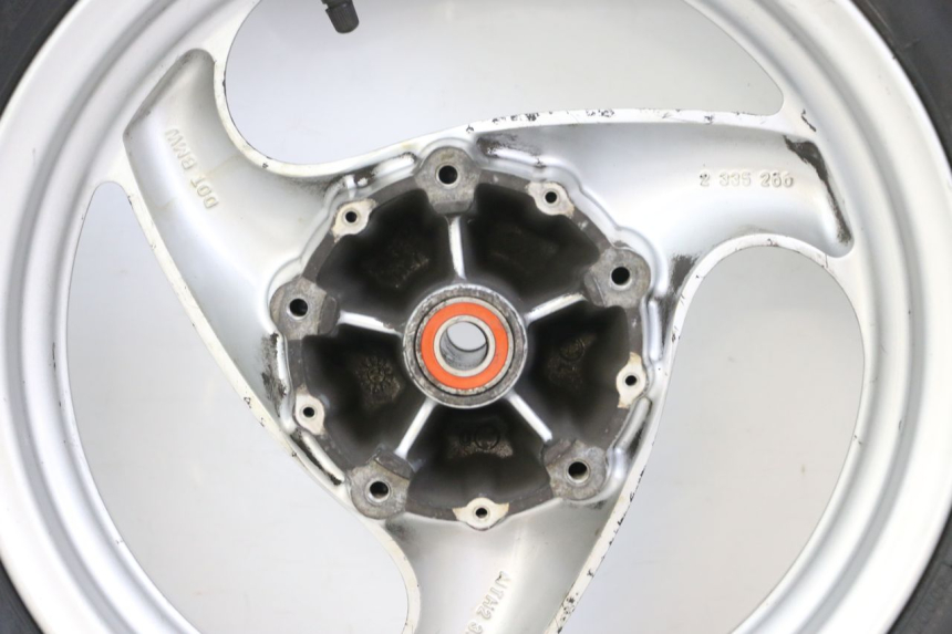 photo de FRONT RIM AND TIRE BMW C1 125 (2000 - 2003)