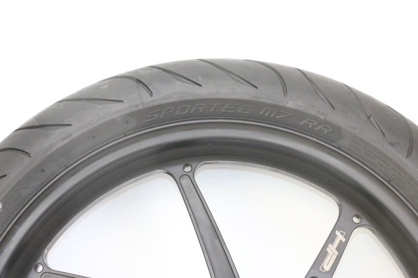 photo de FRONT RIM AND TIRE BMW S RR ABS S1000RR 1000 (2015 - 2018)