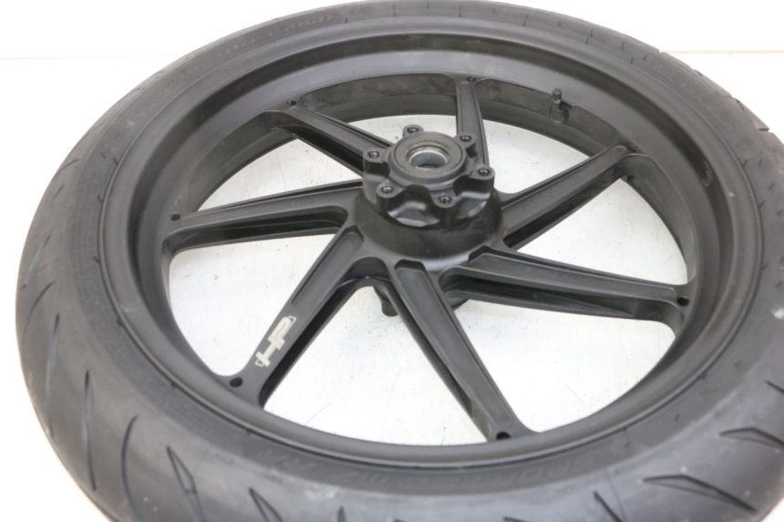 photo de FRONT RIM AND TIRE BMW S RR ABS S1000RR 1000 (2015 - 2018)