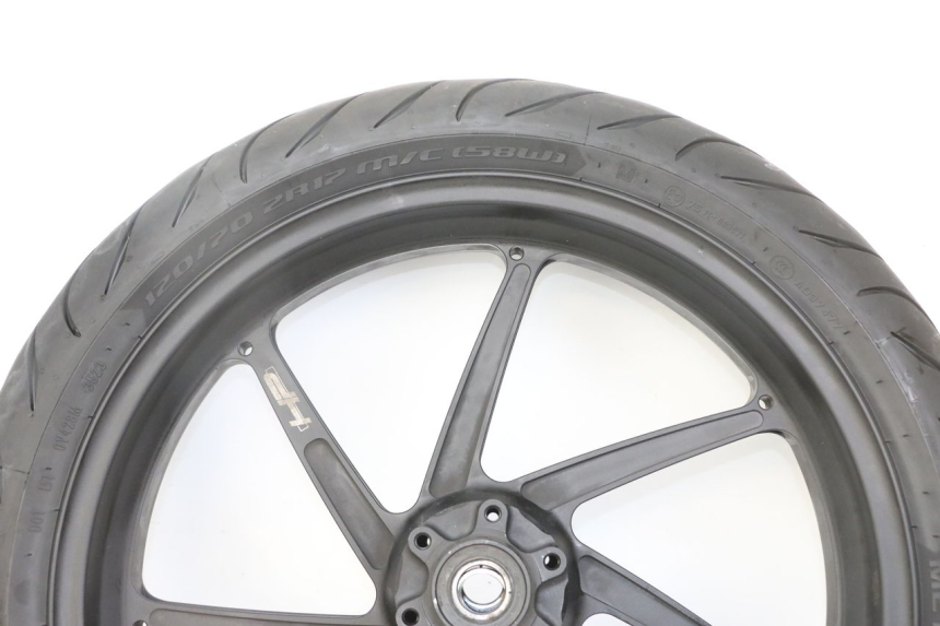 photo de FRONT RIM AND TIRE BMW S RR ABS S1000RR 1000 (2015 - 2018)