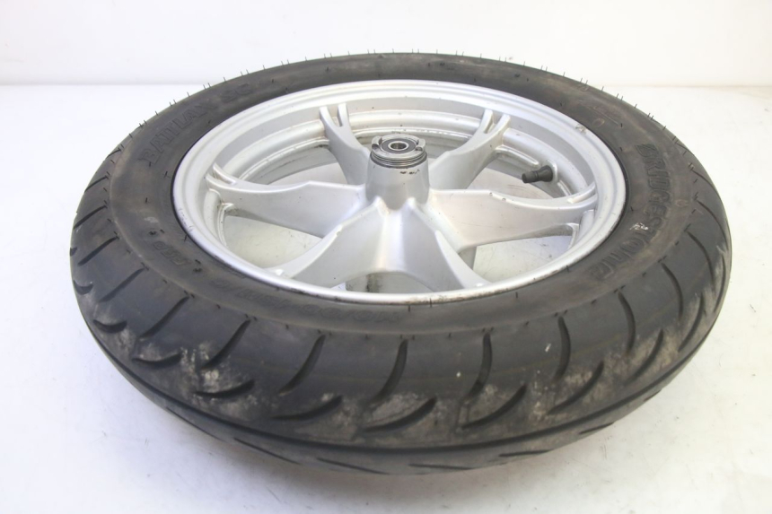 photo de FRONT RIM AND TIRE SUZUKI BURGMAN 125 (2007 - 2014)